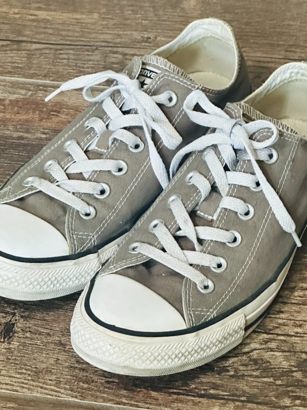 Converse Chuck Taylor All Star Mens Size 8 Gray White Athletic Shoes Sneakers